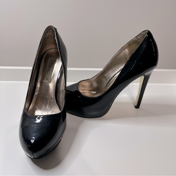 Steve Madden Shoes - Steve Madden Platform Stilleto Heels Pumps Shiny Black Size 7